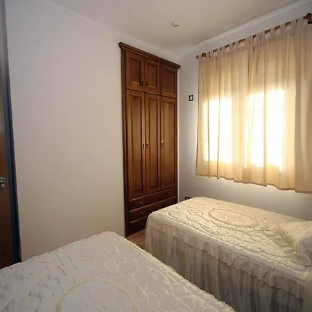 - 2 Bedrooms With Sea Views - 01885 Apartman